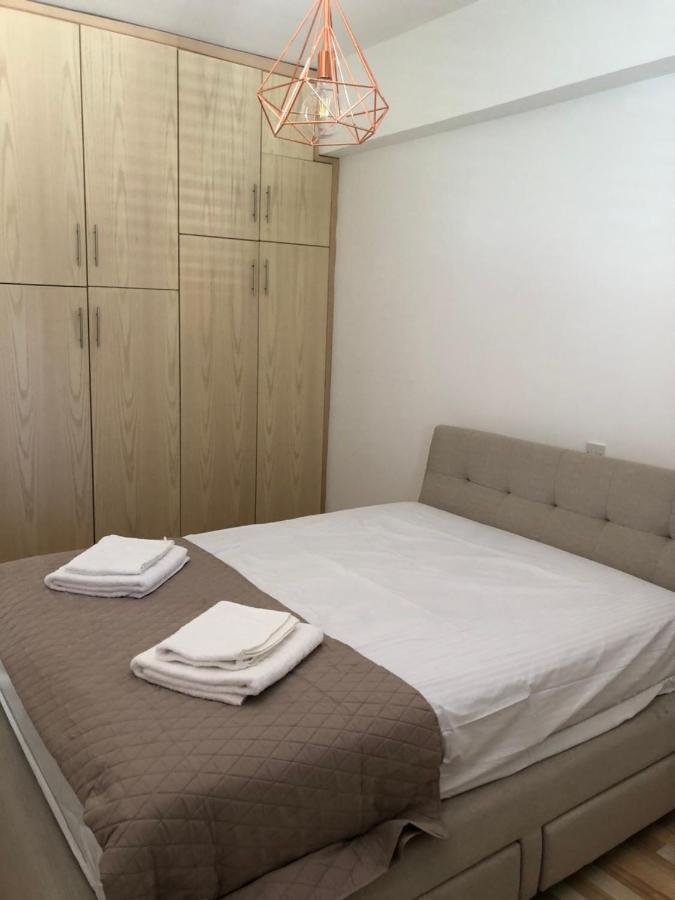Modern Luxury Apartment In The Heart Of Нікосія Екстер'єр фото